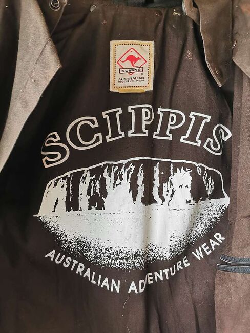 Scippis Oilskin Mantel - Regenreitmantel, Wachsmantel, Regenmantel - Größe M, Scippis Longrider Coat, Hermine S., Kurtki jeździeckie męskie, Groß Sankt Florian, Image 3