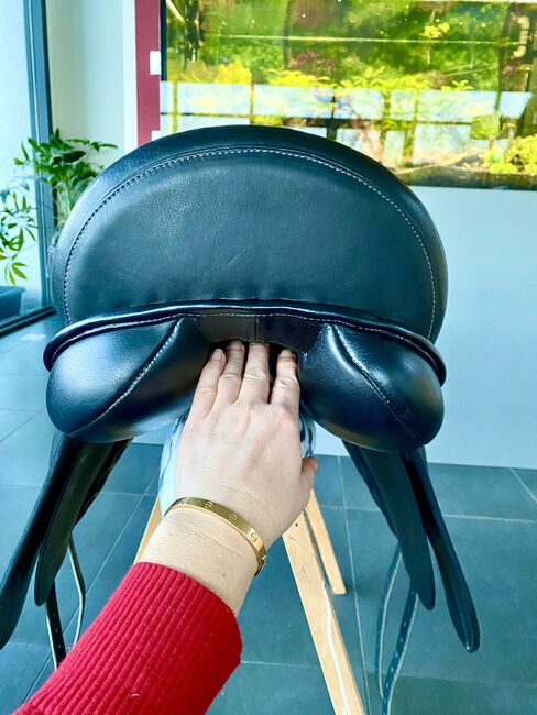 Seabis Catagena Dressursattel, Seabis Catagena, Stefanie Walter, Dressage Saddle, Willingen, Image 3