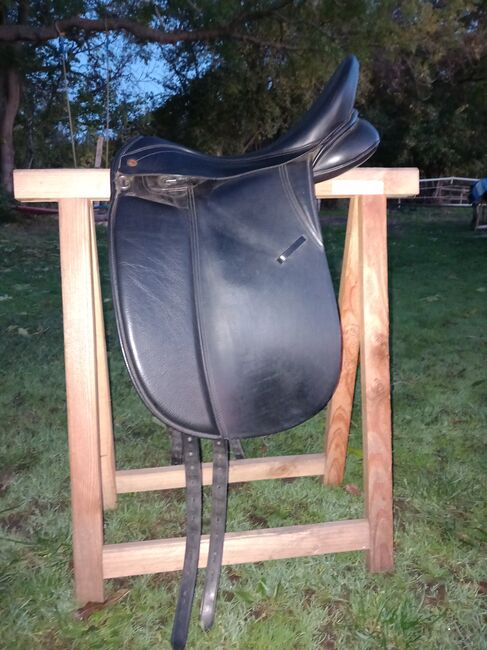 Verkaufe geliebten Dressursattel wegen Neuanschaffung/17 Zoll, Ivr Jc Collection, Lara Burdach , Dressage Saddle, Falkensee, Image 7