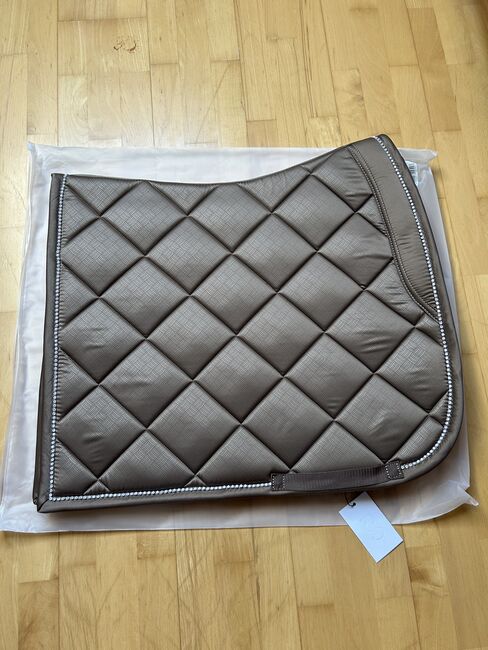 Verkaufe Schabracke Plait Beige von Ps of Sweden, Dressur, Neu, Ps of Sweden, Jasmin, Dressage Pads, Otterfing, Image 2