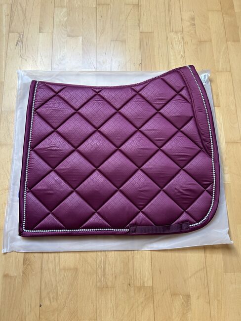 Verkaufe Schabracke Plait Dark Berry von Ps of Sweden, Dressur, Neu, Ps of Sweden, Jasmin, Czapraki, Otterfing, Image 2