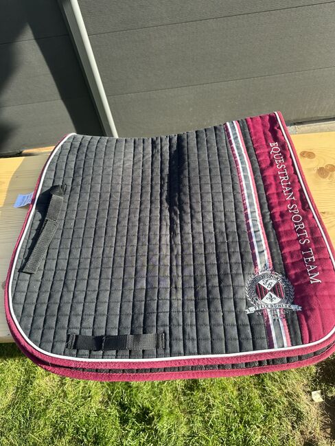 Verkaufe Schabracken, Natascha , Dressage Pads, Kriftel, Image 6