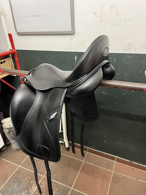 Selleria Equipe Dressursattel, Selleria Equipe  Kalifornia , Jana , Dressursattel, Düsseldorf , Abbildung 4