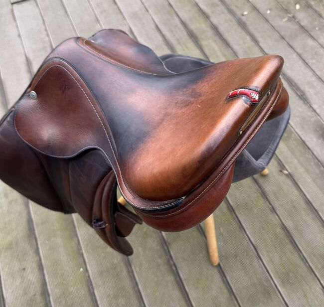 Selleria Equipe Springsattel EK 26 by Amerigo, Selleria Equipe EK 26, Christopher Kaufmann, Jumping Saddle, Johannesberg, Image 13