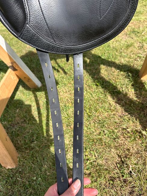 Selleria Equipe Olympia Mono 17,5 schwarz, Selleria Equipe Olympia Mono, Pia Schürmann, Dressage Saddle, Arnsberg, Image 11