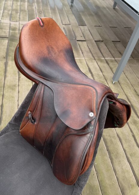 Selleria Equipe Springsattel EK 26 by Amerigo, Selleria Equipe EK 26, Christopher Kaufmann, Jumping Saddle, Johannesberg