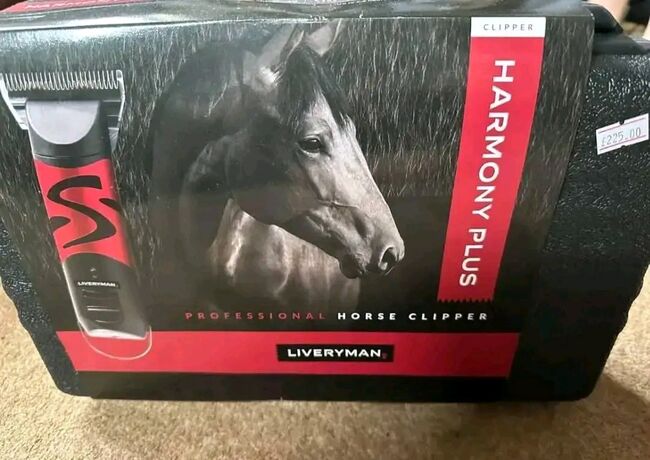 Selling my Liveryman Harmony Plus clippers – still brand new, never used. I originally bought them f, Emma Wetson, Nieruchomości jeździeckie, London