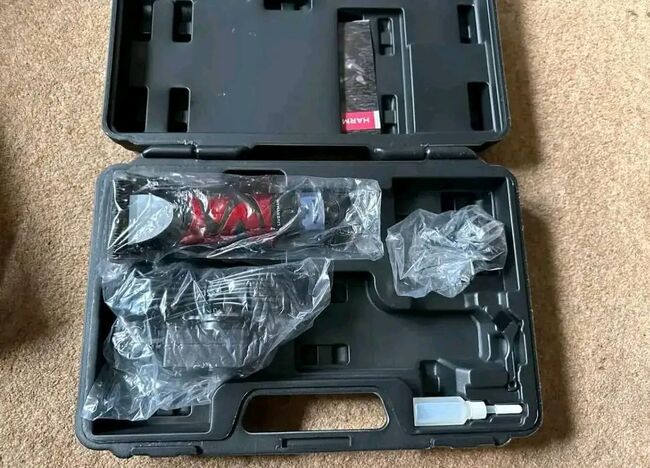 Selling my Liveryman Harmony Plus clippers – still brand new, never used. I originally bought them f, Emma Wetson, Pferdeimmobilien, London, Abbildung 2