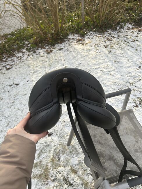 SET-Devoucoux Dressursattel, Devoucoux Makila Harmonie S42, Amelie Würcher, Dressage Saddle, Leonding, Image 4