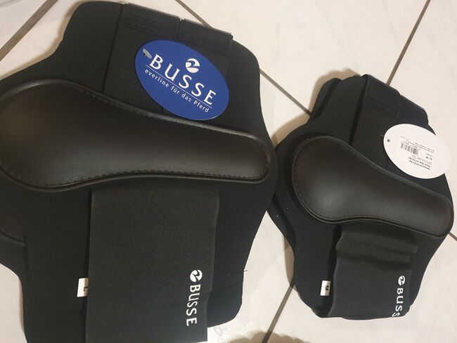 Set in schwarz, Busse, komplett unbenutzt, Busse, Kiki, Tendon Boots, Burgwedel, Image 3