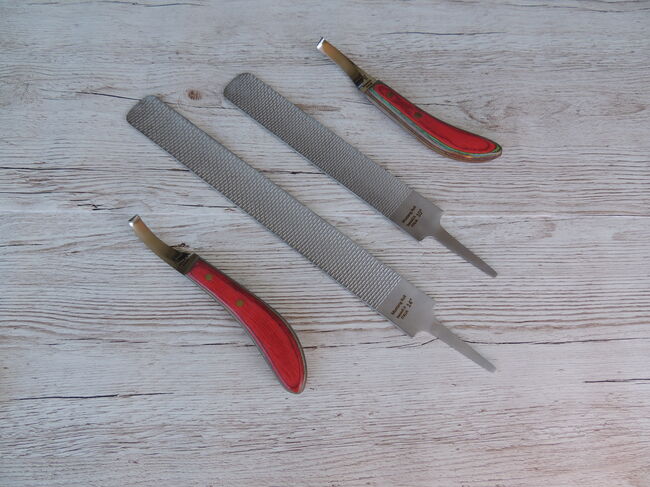 SET Mustang Roll mit Hufmesser, Bassoli, Maya (Swisshorseshop), Shoeing, Frauenfeld