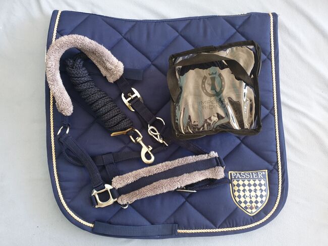 Set Schabracke Bandagen Halfter Strick blau Passier Eskadron, Passier, Frau Schmidt, Dressage Pads, Oberschleißheim