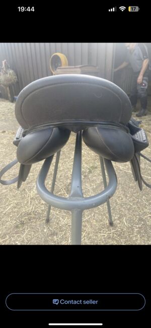 Shires Optimus 17 inch Adjustable Saddle, Shires  Optimus, Morgan Partridge, All Purpose Saddle, Cheltenham, Image 6