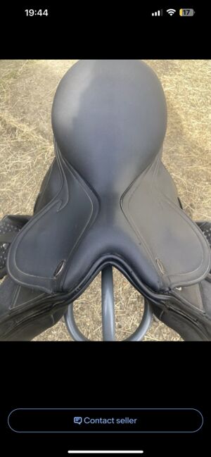 Shires Optimus 17 inch Adjustable Saddle, Shires  Optimus, Morgan Partridge, All Purpose Saddle, Cheltenham, Image 5