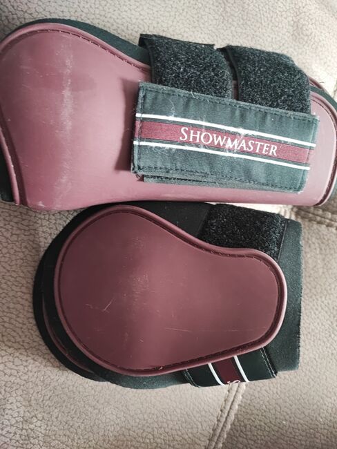 Showmaster Hartschalen Gamaschen und Streichkappen, Showmaster  Hartschalen Gamaschen und Streichkappen , Claudia Lenz , Tendon Boots, Geldern, Image 3