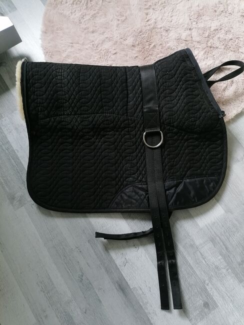 Showmaster Lammfellsattel, Showmaster, Jacquelin Sept, Lambskin Pad, Remscheid, Image 8