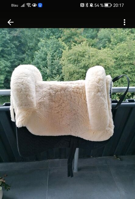 Showmaster Lammfellsattel, Showmaster, Jacquelin Sept, Lambskin Pad, Remscheid
