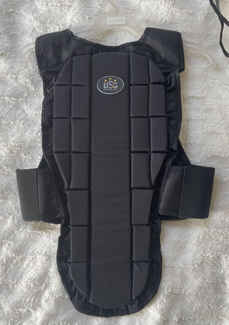 Sicherheitsweste in schwarz, USG, Felicia Lotholz, Safety Vests & Back Protectors, Neuss, Image 2