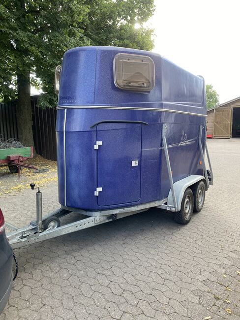 Siemsglüss Pferdeanhänger Blau-Glitzer mit Sattelkammer, Siemsglüss  Pferdeanhänger 2000 kg TÜV 12/2023 mit Sattelkammer , Erika , Horse Trailers, Ammensen , Image 7