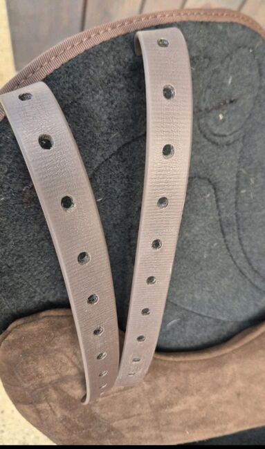 SIGNUM Riding Pad Brown Size M – As New in Suede Look, SIGNUM, john, Dressage Pads, Wilmington, Image 8