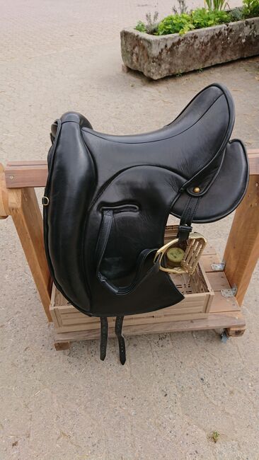 Signum Sattel Mercedes, Signum Sattelservice Mercedes, Verena Brunkhorst, Baroque Saddle, Hameln, Image 3