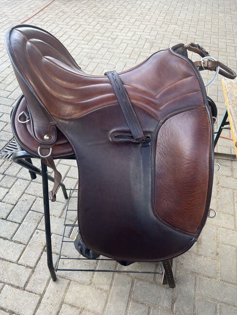 Signum Sattel / Sitz Tulipa / Pauschen Classic, Signum Tulipa / Classic Pauschen, Daniela , Dressage Saddle, Thür, Image 2