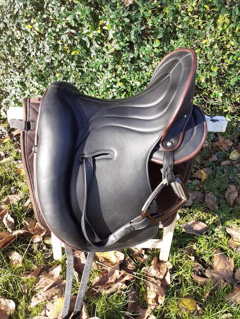 Signum Tulipa Sattelgröße 40, Signum Tulipa, Daniela Stutz, Dressage Saddle, Möckmühl