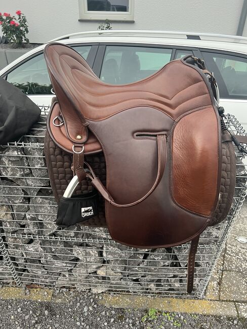 Signum Sattel / Sitz Tulipa / Pauschen Classic, Signum Tulipa / Classic Pauschen, Daniela , Dressage Saddle, Thür