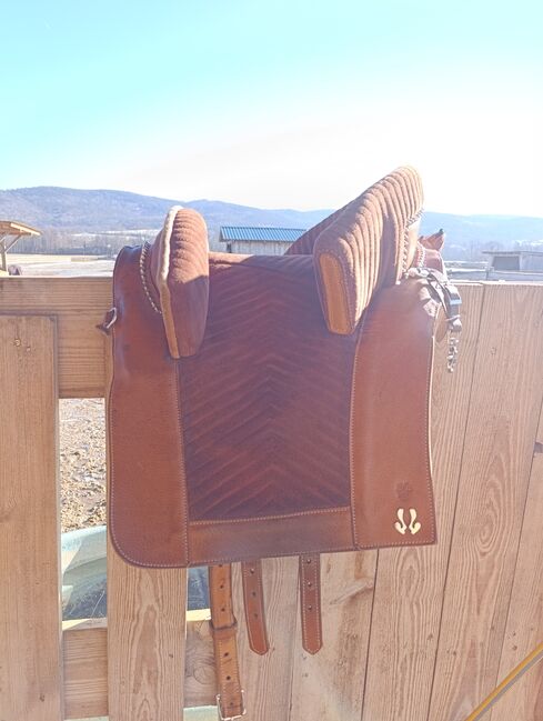 Simoes portugiesischer Sattel, Simoes Goucha, Francesca Zaccaria , Barocksattel, Wiener Neustadt