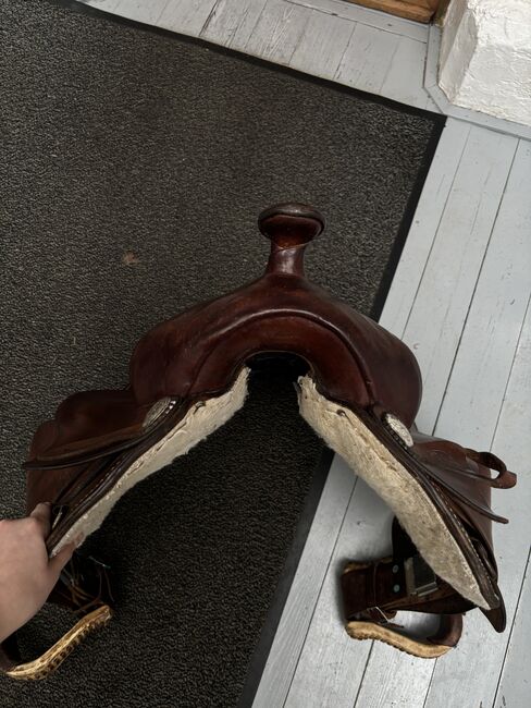 Continental Westernsattel, Continental Saddlery, July Bolzmann, Siodło westernowe , Kassel, Image 3