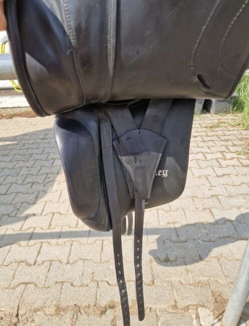 Kingsley Sattel schwarz 18 Zoll, Kingsley, E.M., Siodła ujeżdżeniowe, Waiblingen, Image 6