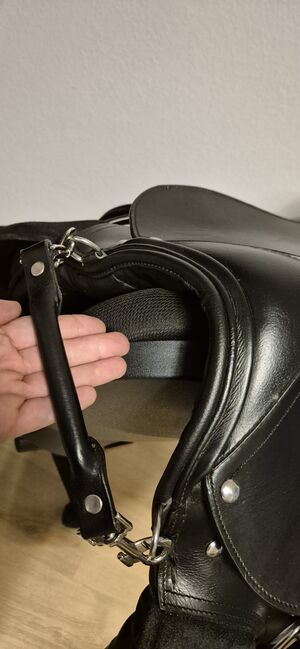 VS Sattel 17,5 Zoll mit Zubehör, EHL Vielseitigkeit, Iris Lellig, Siodła wszechstronne, Konz, Image 2