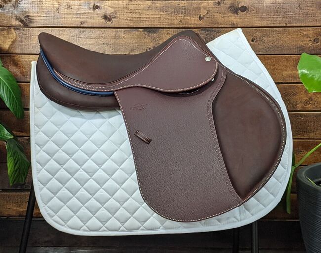 Selle Devoucoux Biarritz O  17.5" - 2AA (2022) *Neuf*, Devoucoux Biarritz O , Figo, Siodła skokowe, Dinslaken