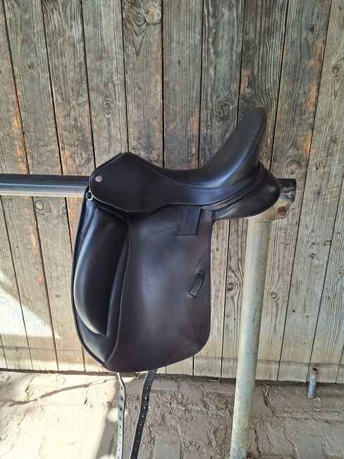 Monoblatt Dressursattel Patrick Saddlery 17 MW (wie Custom), Patrick Saddlery  Leggero, Maresa, Siodła ujeżdżeniowe, Pfullingen