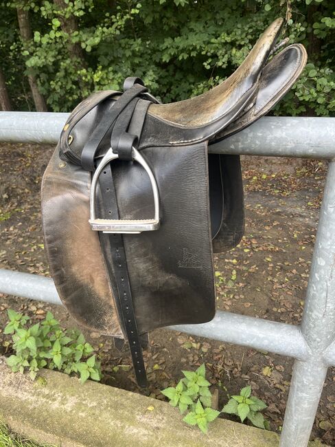 Islandsattel Trachtensattel, Irene Forster, Siodła islandzkie, Westoverledingen