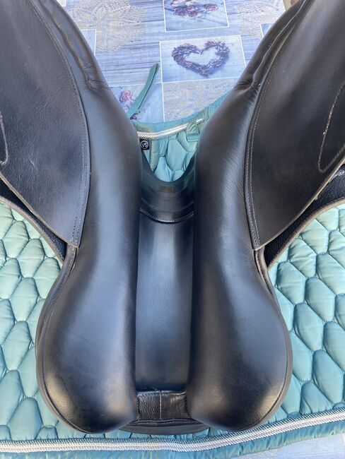 Seabis Kentucky Pro M 17 Zoll Springsattel schwarz, Seabis Kentucky Pro, Nina Ofner, Siodła skokowe, Voitsberg, Image 10