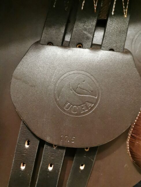 UCHA Springsattel * 17.5 Zoll * NEUwertig * Braun * NP 3390€, UCHA, Selina M. , Siodła skokowe, Rödermark, Image 5
