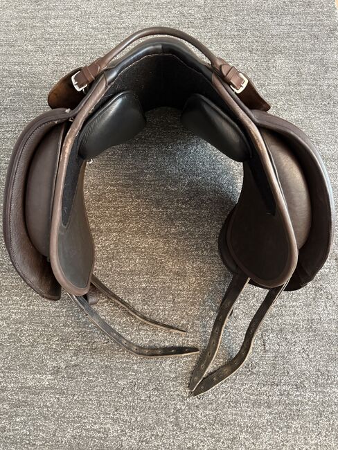 Lederbaumsattel von Fa. Sattelglück 18 Zoll, braun, Modell Viento, Sattelglück Viento Dressursattel, Nadine , Pozostałe siodła, Dinslaken, Image 7