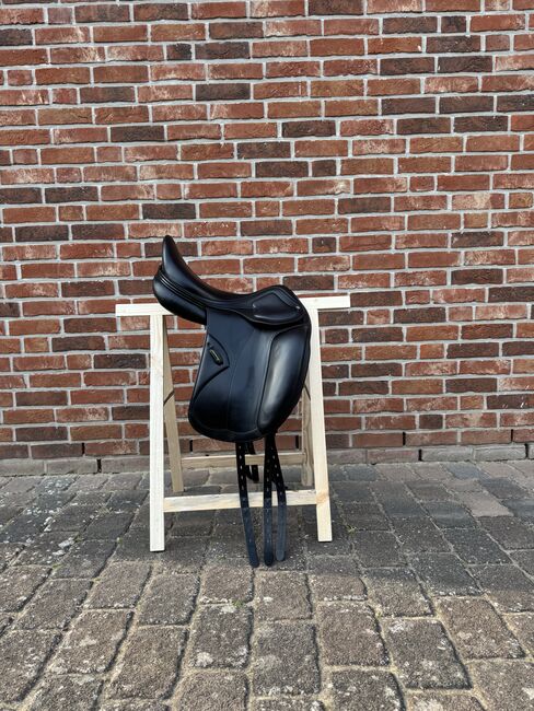 Amerigo Pinerolo Dressursattel, Amerigo Pinerolo, Laudan , Siodła ujeżdżeniowe, Handorf