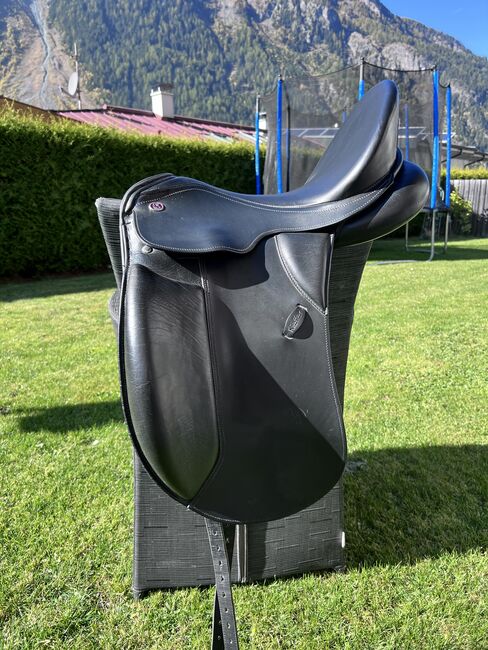 Kieffer Lusitano Dressursattel, Kieffer Lusitano, Stephanie Heuser, Siodła ujeżdżeniowe, Längenfeld