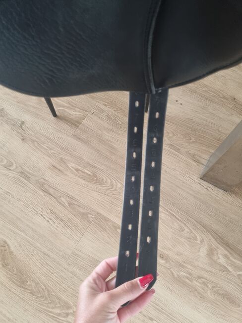 Neuwertiger Prestige Modena 17“(17,5) Dressursattel mit doubliertem Leder, Prestige  Modena, Saskia Nowottny , Siodła ujeżdżeniowe, Poppenhausen , Image 18