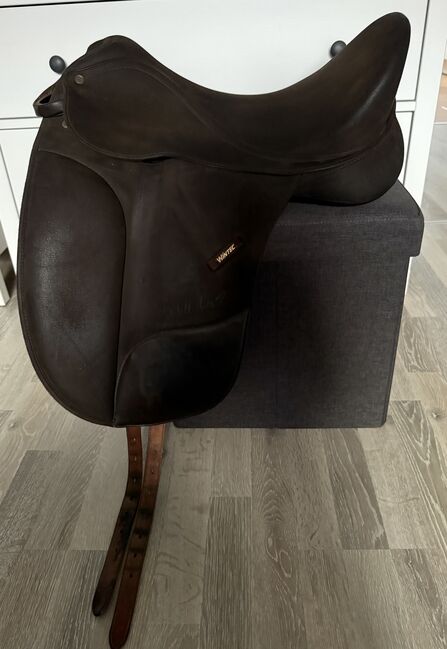 Wintec Isabell Werth Dressursattel/  braun / 17,5  Zoll, Wintec  Isabell Werth, Ev, Siodła ujeżdżeniowe, Brandenburg an der Havel , Image 2