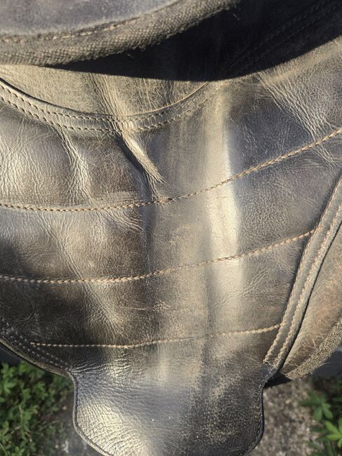 Size 2 (17-18")  barefoot treeless leather saddle, Barefoot Cheyenne , Crissy, Pozostałe siodła, Sleaford , Image 4