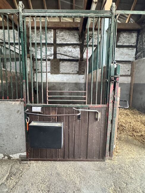 Schiebetüren, Anja Sciuto, Tack Room & Stable Supplies, Köln