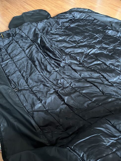 wie neu: Bucas Irish Turnout extra 300g - Grösse 165 - black-gold, Bucas Irish Turnout extra 300g black-gold Grösse 165, Helena , Horse Blankets, Sheets & Coolers, Krefeld, Image 18