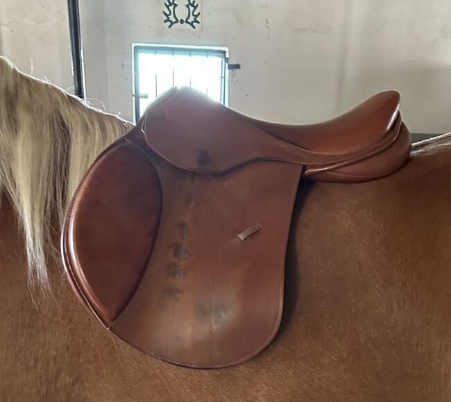 Sommer Springsattel 17 Zoll Cognac, Mette, Jumping Saddle, Bünde
