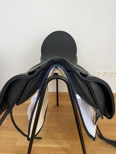 Sommer Remos Musica 17.5”, Sommer Remos Musica, Kati Moses, Dressage Saddle, Tallinn, Image 2