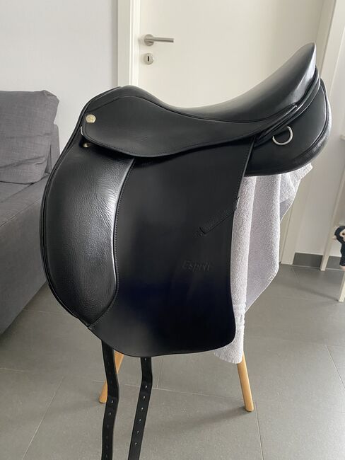 Sommer Sattel Esprit Dressur DS Isländer 17,5 Zoll kurz, Sommer DS, Andrea H. , Dressage Saddle, Rheinbach 