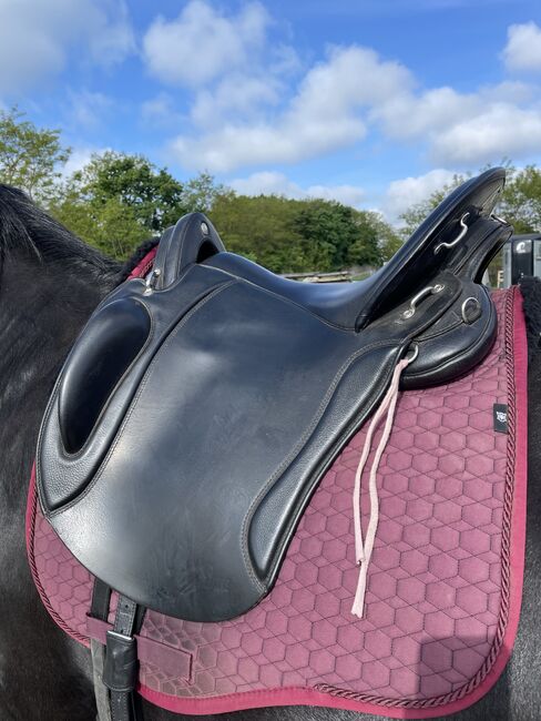 Sommer Spirit DS Dressursattel, Sommer  Spirit DS, Chris, Dressage Saddle, Berlin, Image 2