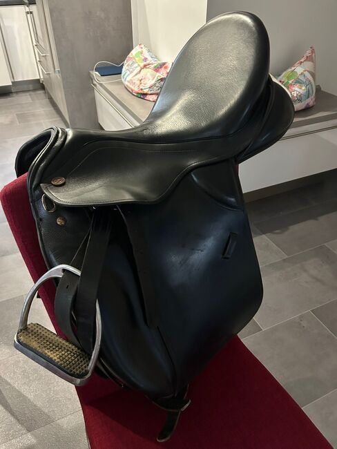 Sorrano Dressursattel 17 Zoll / 34 KW, Sorrano, Kim, Endurance Saddle, Großmaischeid , Image 2
